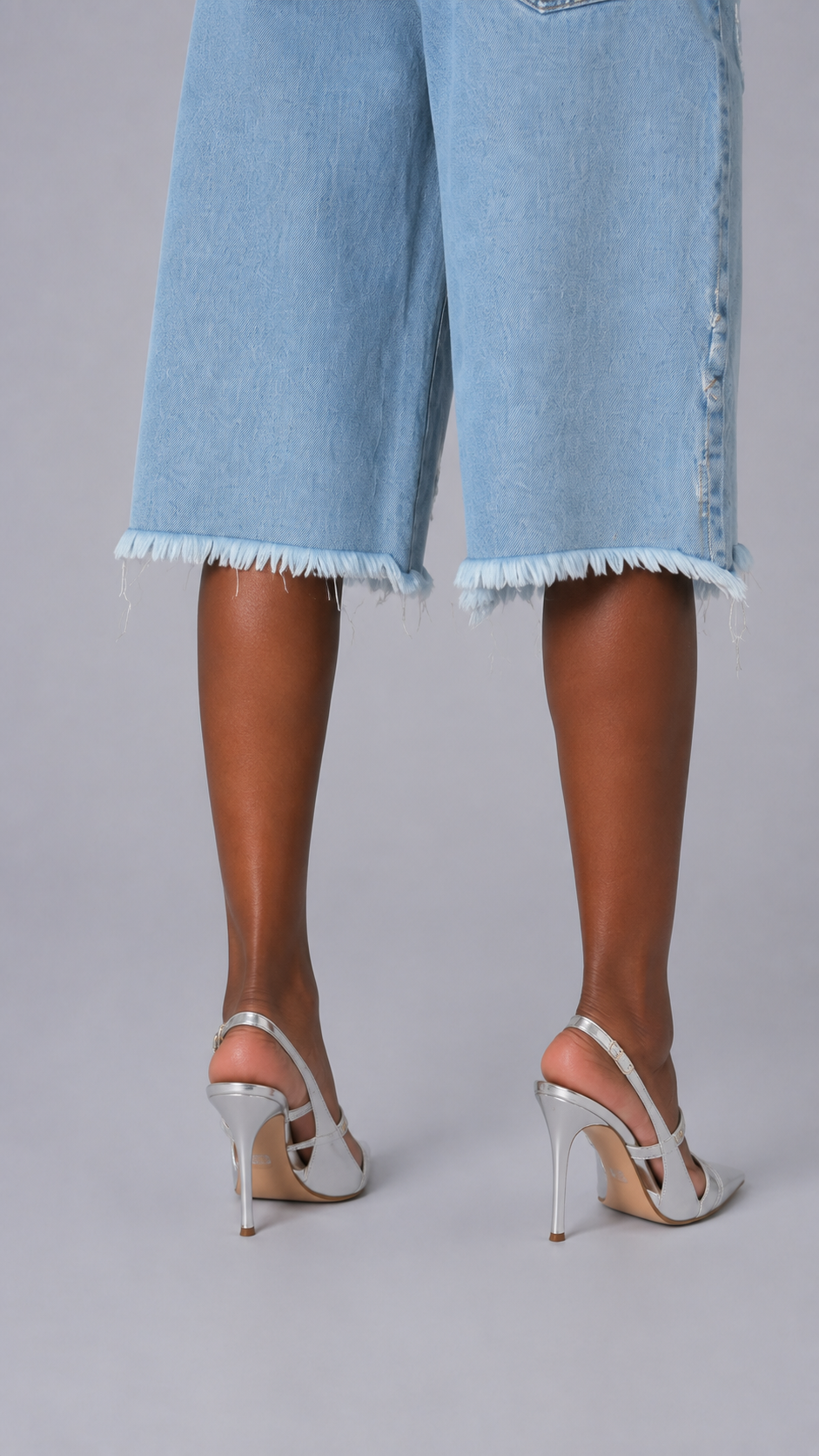 Layla Ripped Jorts