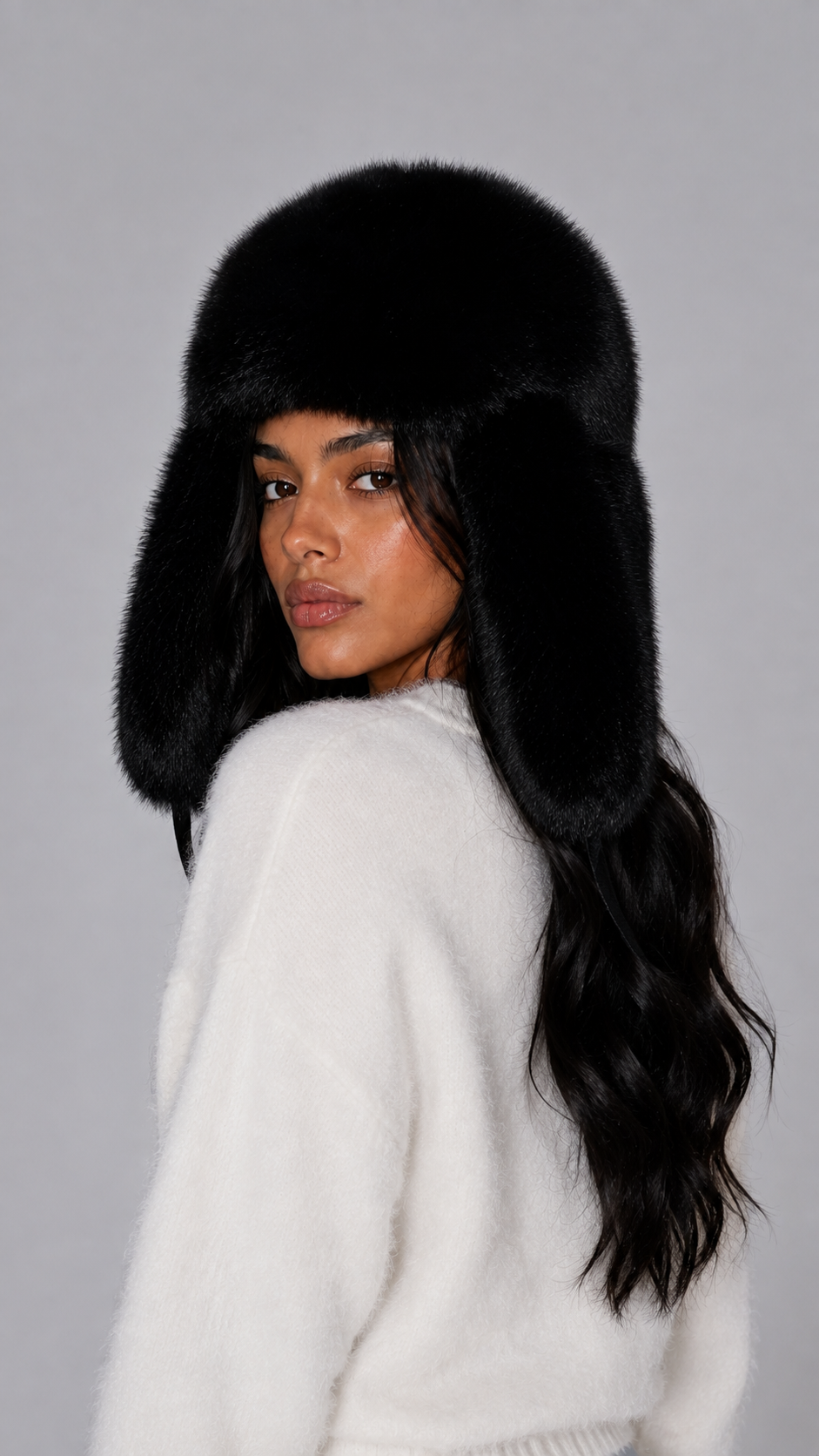 Vera Noir Trapper Hat