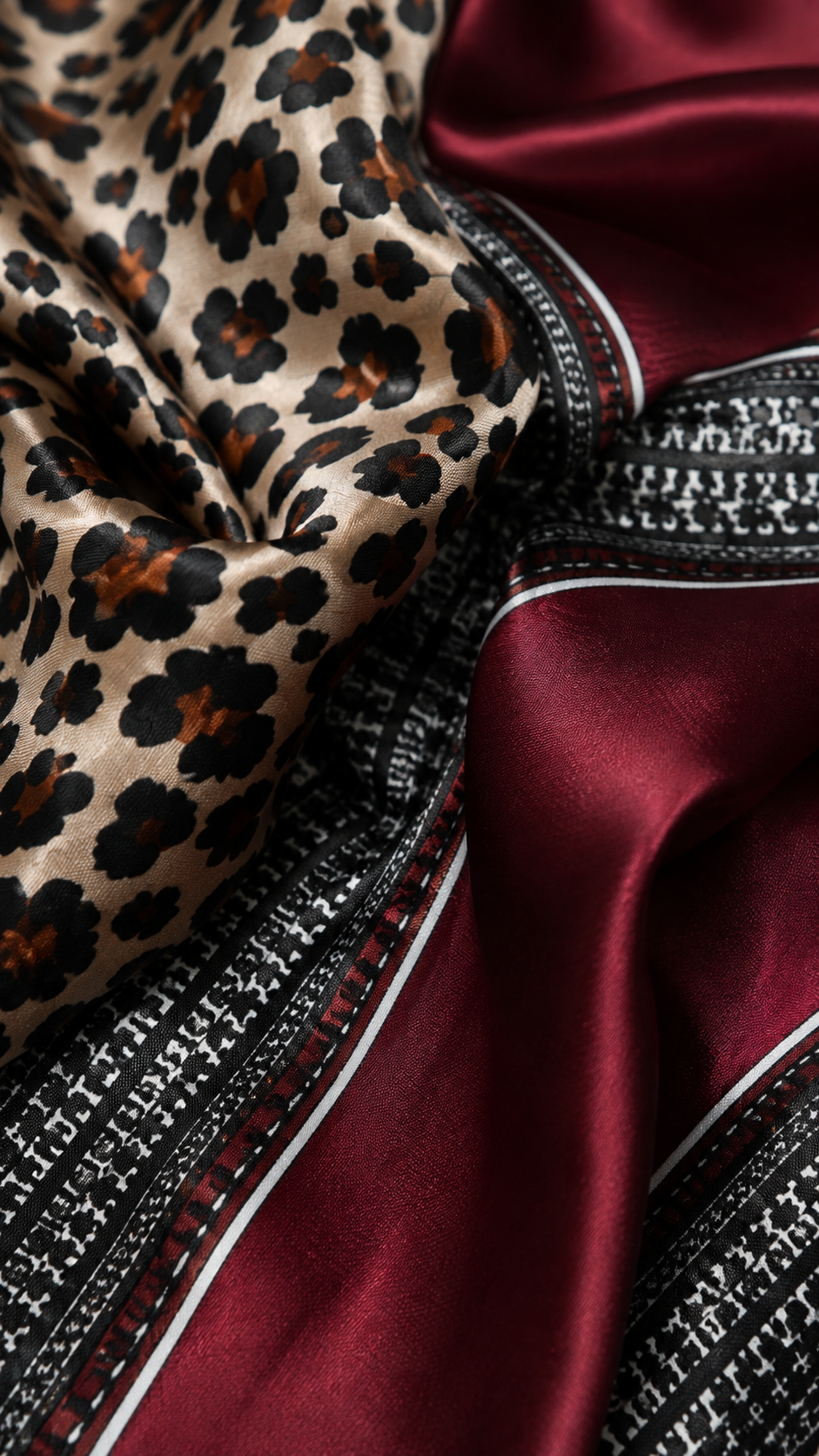 Sofia Blaze Leopard Scarf