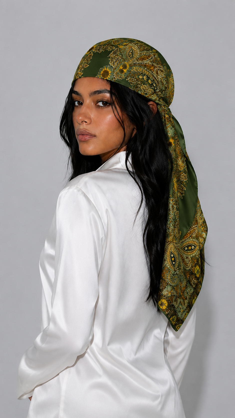 Olive Wren Paisley Scarf